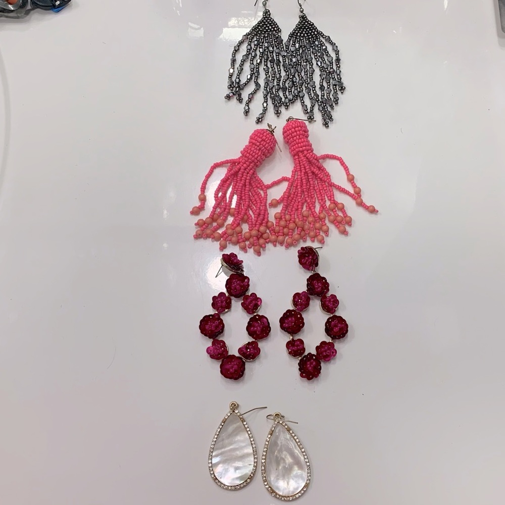 4 earrings for $15